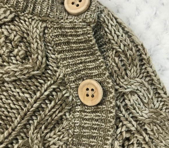 Grand Knitwear Boy's Sweater Sz 4 - Picture 2 of 7